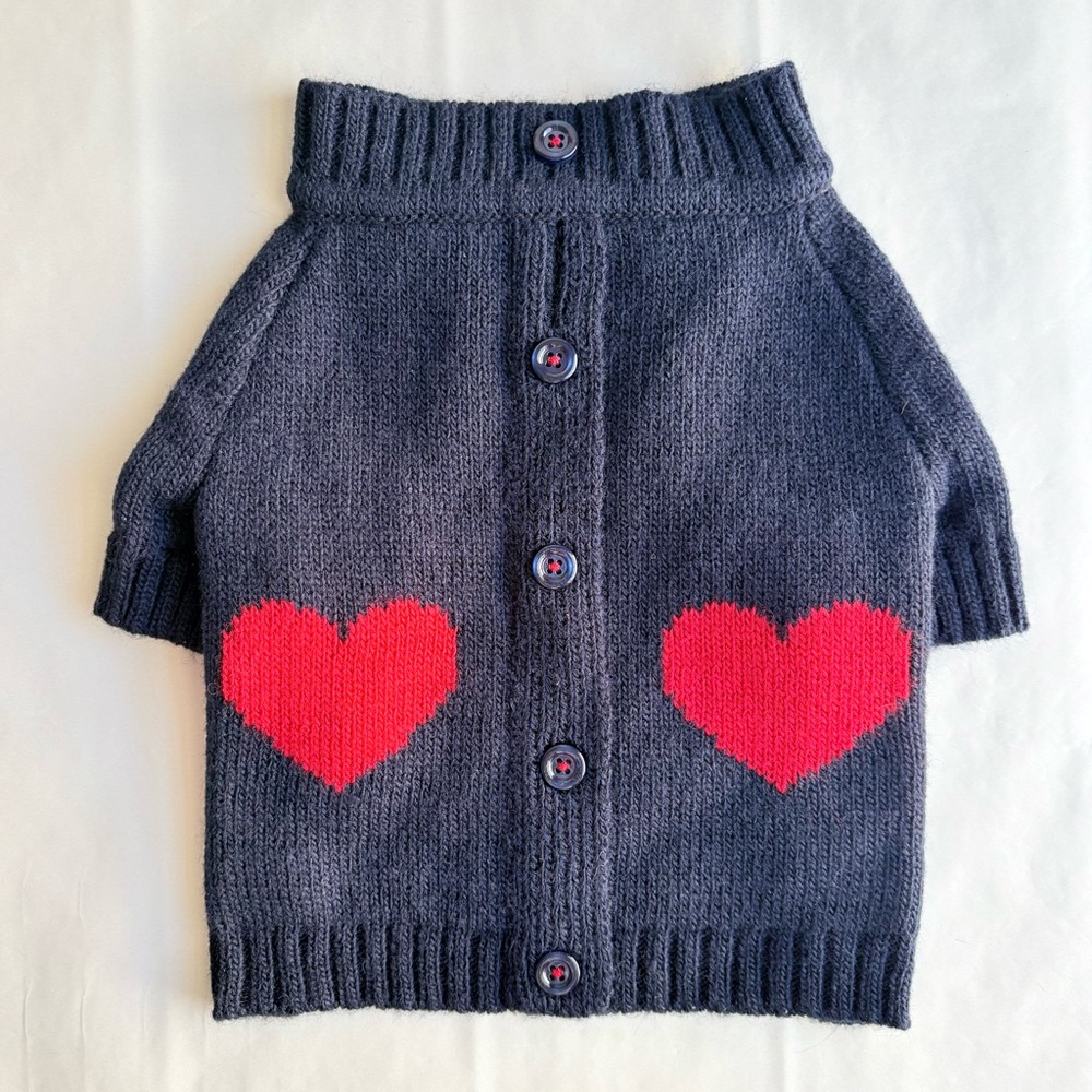 Mark & Graham Heart Button Up Dog Sweater Blue Red Medium Hole 4 Leash Love NEW